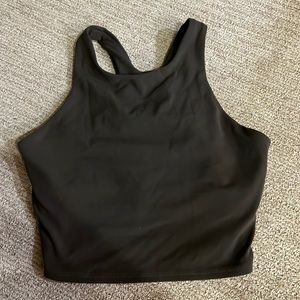 Athleta’s womens conscious crop